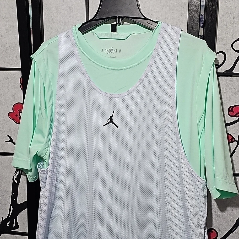 Jordan 3 in 1 Statement T-Shirt Tank Combo Size Large NWT